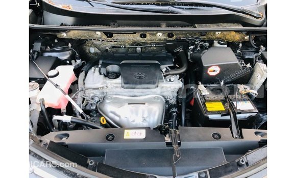 Acheter Import Voiture Toyota 4Runner Noir à Import - Dubai, Grande Comore Acheter Import Voiture Toyota 4Runner Noir à Import - Dubai, Grande Comore