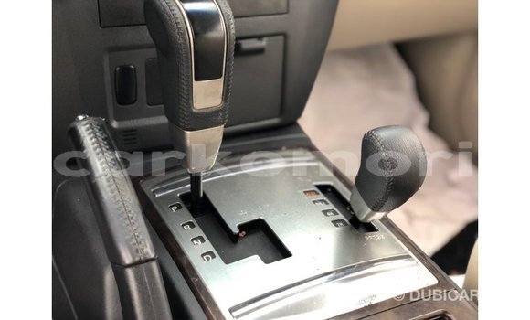 Buy Import Mitsubishi Pajero White Car in Import - Dubai in Great Comore Buy Import Mitsubishi Pajero White Car in Import - Dubai in Great Comore