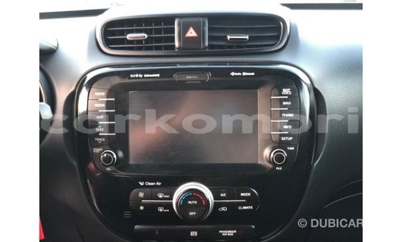 Acheter Import Voiture Kia Soul Rouge à Import - Dubai, Grande Comore Acheter Import Voiture Kia Soul Rouge à Import - Dubai, Grande Comore