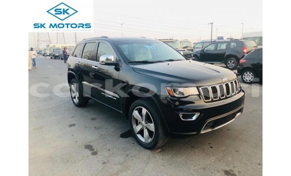 Acheter Import Voiture Jeep Grand Cherokee Noir à Import - Dubai, Grande Comore