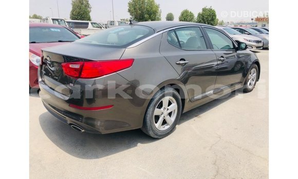 Acheter Import Voiture Kia Optima Marron à Import - Dubai, Grande Comore Acheter Import Voiture Kia Optima Marron à Import - Dubai, Grande Comore