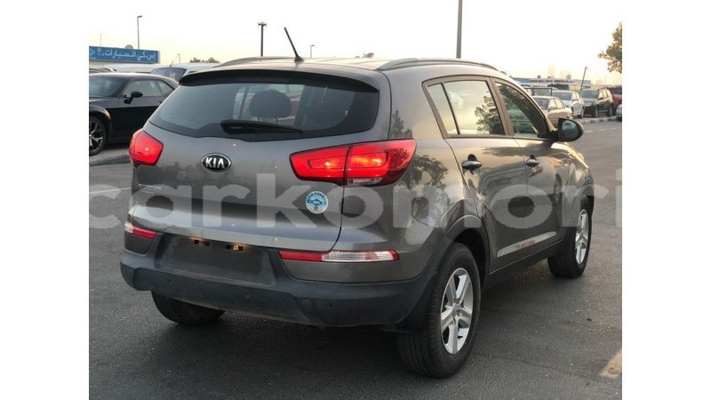 Big with watermark kia sportage great comore import dubai 3284