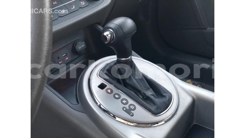 Big with watermark kia sportage great comore import dubai 3284