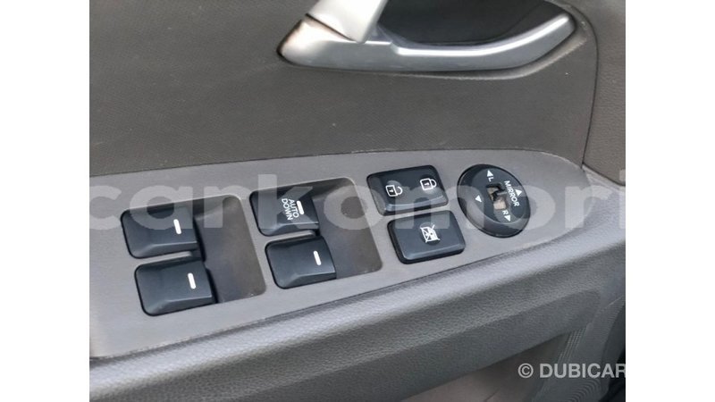 Big with watermark kia sportage great comore import dubai 3284