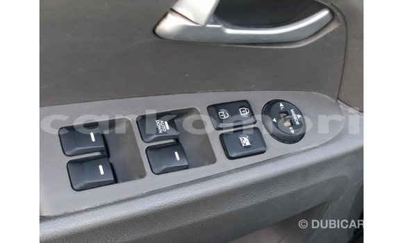 Acheter Import Voiture Kia Sportage Autre à Import - Dubai, Grande Comore Acheter Import Voiture Kia Sportage Autre à Import - Dubai, Grande Comore