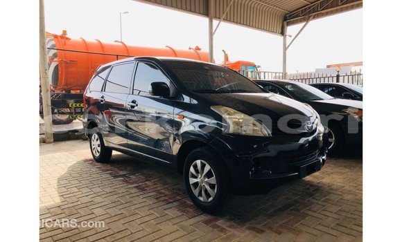 Acheter Import Voiture Toyota Avanza Noir à Import - Dubai, Grande Comore Acheter Import Voiture Toyota Avanza Noir à Import - Dubai, Grande Comore
