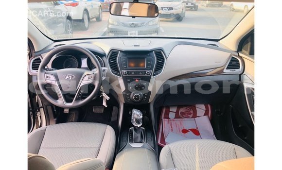 Buy Import Hyundai Santa Fe Other Car in Import - Dubai in Great Comore Buy Import Hyundai Santa Fe Other Car in Import - Dubai in Great Comore