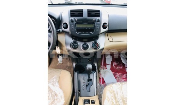 Acheter Import Voiture Toyota 4Runner Noir à Import - Dubai, Grande Comore Acheter Import Voiture Toyota 4Runner Noir à Import - Dubai, Grande Comore