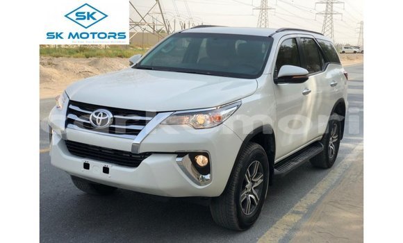 Buy Import Toyota Fortuner White Car in Import - Dubai in Great Comore Buy Import Toyota Fortuner White Car in Import - Dubai in Great Comore