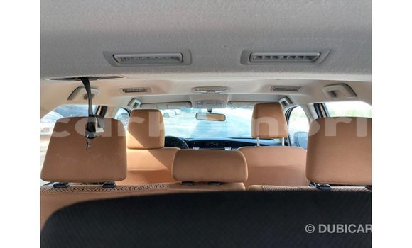 Acheter Import Voiture Toyota Fortuner Blanc à Import - Dubai, Grande Comore Acheter Import Voiture Toyota Fortuner Blanc à Import - Dubai, Grande Comore