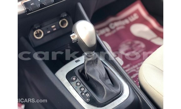 Acheter Import Voiture Kia Rio Autre à Import - Dubai, Grande Comore Acheter Import Voiture Kia Rio Autre à Import - Dubai, Grande Comore