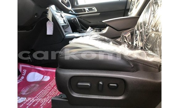 Acheter Import Voiture Ford Explorer Bleu à Import - Dubai, Grande Comore Acheter Import Voiture Ford Explorer Bleu à Import - Dubai, Grande Comore