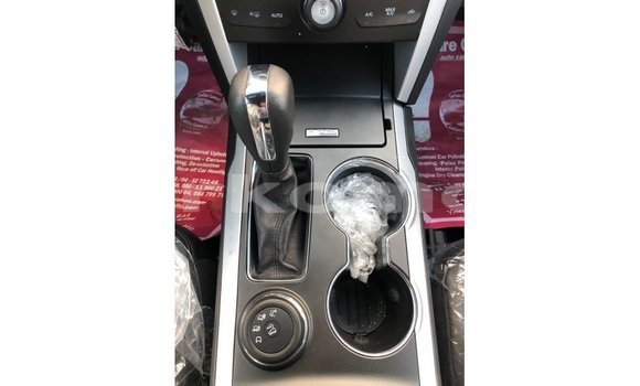 Acheter Import Voiture Ford Explorer Bleu à Import - Dubai, Grande Comore Acheter Import Voiture Ford Explorer Bleu à Import - Dubai, Grande Comore