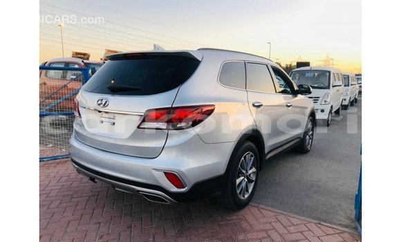 Acheter Import Voiture Hyundai Santa Fe Autre à Import - Dubai, Grande Comore Acheter Import Voiture Hyundai Santa Fe Autre à Import - Dubai, Grande Comore