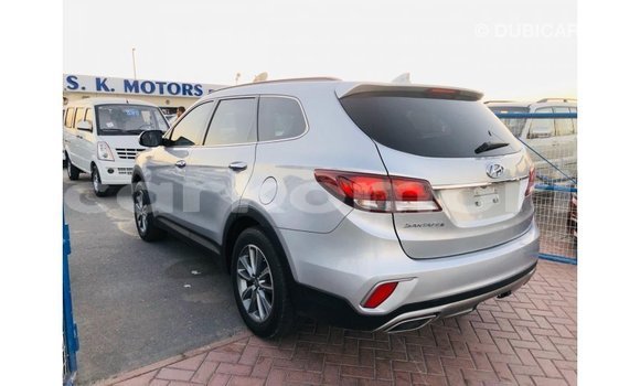 Acheter Import Voiture Hyundai Santa Fe Autre à Import - Dubai, Grande Comore Acheter Import Voiture Hyundai Santa Fe Autre à Import - Dubai, Grande Comore
