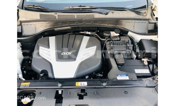 Acheter Import Voiture Hyundai Santa Fe Autre à Import - Dubai, Grande Comore Acheter Import Voiture Hyundai Santa Fe Autre à Import - Dubai, Grande Comore