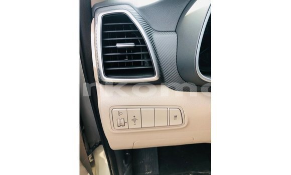 Acheter Import Voiture Hyundai Tucson Autre à Import - Dubai, Grande Comore Acheter Import Voiture Hyundai Tucson Autre à Import - Dubai, Grande Comore