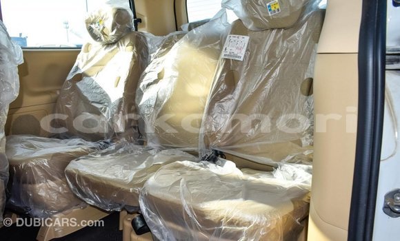 Buy Import Hyundai Accent White Car in Import - Dubai in Great Comore Buy Import Hyundai Accent White Car in Import - Dubai in Great Comore