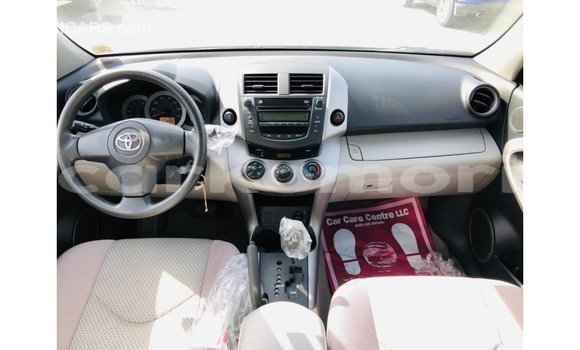 Acheter Import Voiture Toyota 4Runner Bleu à Import - Dubai, Grande Comore Acheter Import Voiture Toyota 4Runner Bleu à Import - Dubai, Grande Comore