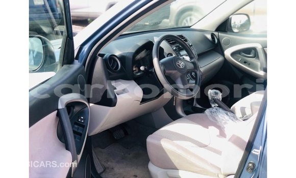 Acheter Import Voiture Toyota 4Runner Bleu à Import - Dubai, Grande Comore Acheter Import Voiture Toyota 4Runner Bleu à Import - Dubai, Grande Comore