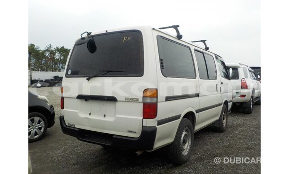 Acheter Import Voiture Toyota Hiace Blanc à Import - Dubai, Grande Comore Acheter Import Voiture Toyota Hiace Blanc à Import - Dubai, Grande Comore