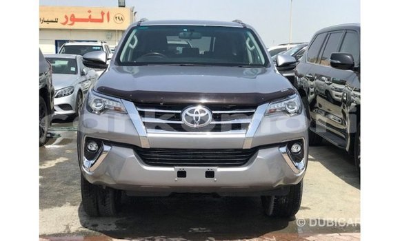 Acheter Import Voiture Toyota Fortuner Autre à Import - Dubai, Grande Comore Acheter Import Voiture Toyota Fortuner Autre à Import - Dubai, Grande Comore