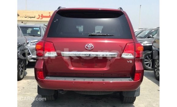 Buy Import Toyota Land Cruiser Red Car in Import - Dubai in Great Comore Buy Import Toyota Land Cruiser Red Car in Import - Dubai in Great Comore
