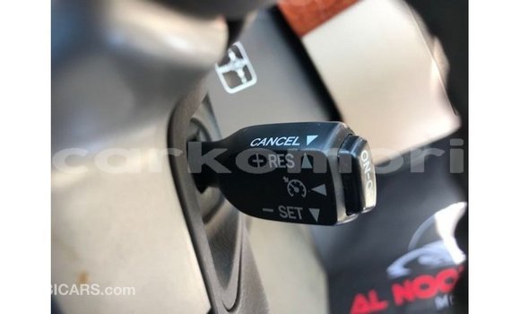 Buy Import Toyota Land Cruiser Red Car in Import - Dubai in Great Comore Buy Import Toyota Land Cruiser Red Car in Import - Dubai in Great Comore