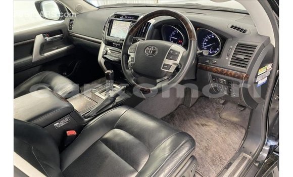 Buy Import Toyota Land Cruiser Black Car in Import - Dubai in Great Comore Buy Import Toyota Land Cruiser Black Car in Import - Dubai in Great Comore