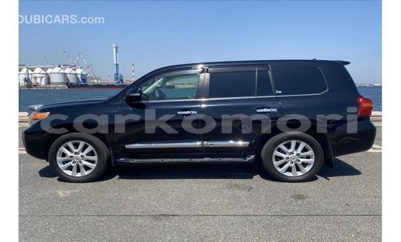 Buy Import Toyota Land Cruiser Black Car in Import - Dubai in Great Comore Buy Import Toyota Land Cruiser Black Car in Import - Dubai in Great Comore