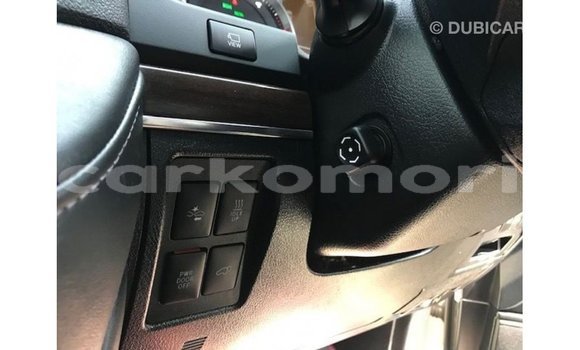 Buy Import Toyota Land Cruiser White Car in Import - Dubai in Great Comore Buy Import Toyota Land Cruiser White Car in Import - Dubai in Great Comore