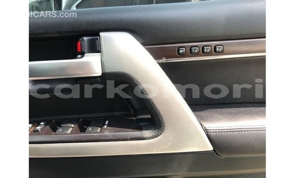 Buy Import Toyota Land Cruiser White Car in Import - Dubai in Great Comore Buy Import Toyota Land Cruiser White Car in Import - Dubai in Great Comore