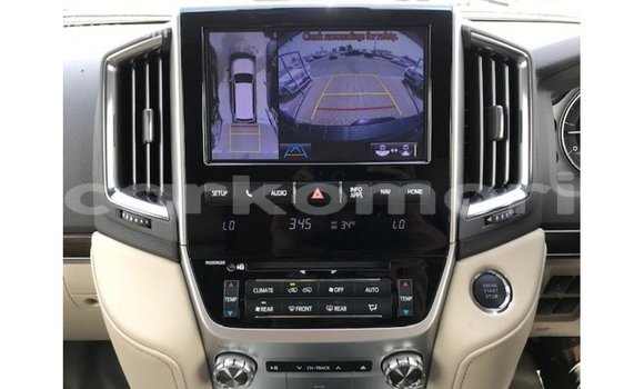 Buy Import Toyota Land Cruiser Black Car in Import - Dubai in Great Comore Buy Import Toyota Land Cruiser Black Car in Import - Dubai in Great Comore