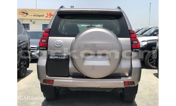 Acheter Import Voiture Toyota Prado Marron à Import - Dubai, Grande Comore Acheter Import Voiture Toyota Prado Marron à Import - Dubai, Grande Comore