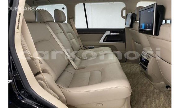 Buy Import Toyota Land Cruiser Black Car in Import - Dubai in Great Comore Buy Import Toyota Land Cruiser Black Car in Import - Dubai in Great Comore