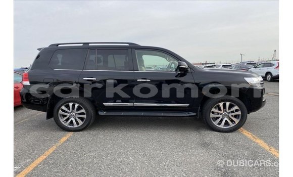 Buy Import Toyota Land Cruiser Black Car in Import - Dubai in Great Comore Buy Import Toyota Land Cruiser Black Car in Import - Dubai in Great Comore