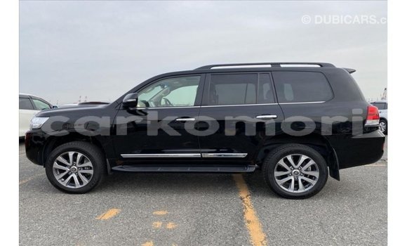 Buy Import Toyota Land Cruiser Black Car in Import - Dubai in Great Comore Buy Import Toyota Land Cruiser Black Car in Import - Dubai in Great Comore