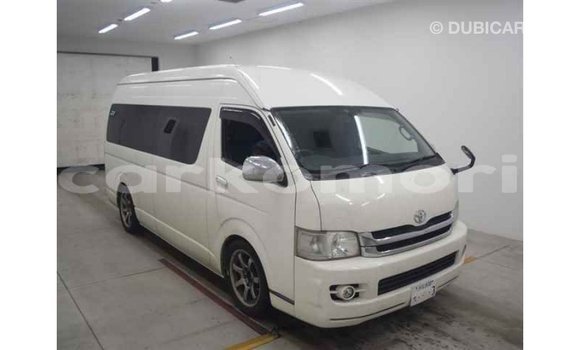 Acheter Import Voiture Toyota Hiace Blanc à Import - Dubai, Grande Comore Acheter Import Voiture Toyota Hiace Blanc à Import - Dubai, Grande Comore