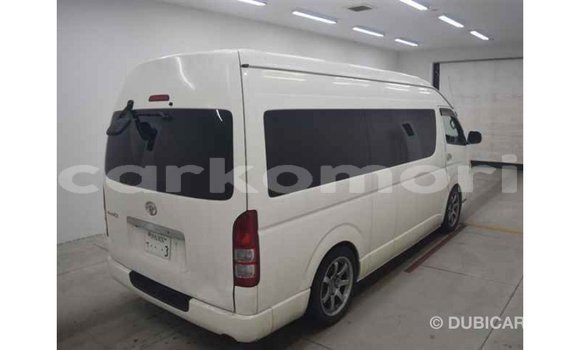 Acheter Import Voiture Toyota Hiace Blanc à Import - Dubai, Grande Comore Acheter Import Voiture Toyota Hiace Blanc à Import - Dubai, Grande Comore
