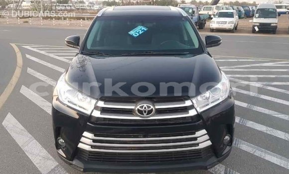 Acheter Import Voiture Toyota Highlander Noir à Import - Dubai, Grande Comore Acheter Import Voiture Toyota Highlander Noir à Import - Dubai, Grande Comore