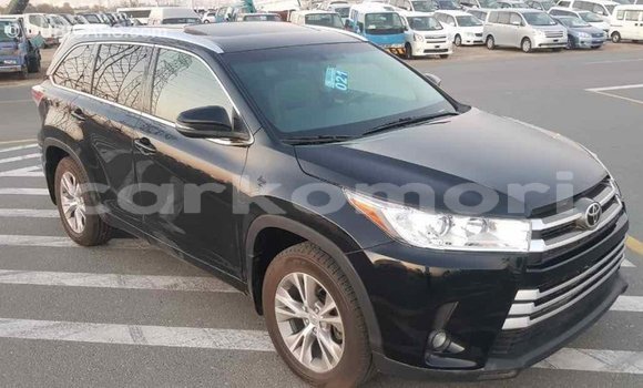Acheter Import Voiture Toyota Highlander Noir à Import - Dubai, Grande Comore Acheter Import Voiture Toyota Highlander Noir à Import - Dubai, Grande Comore