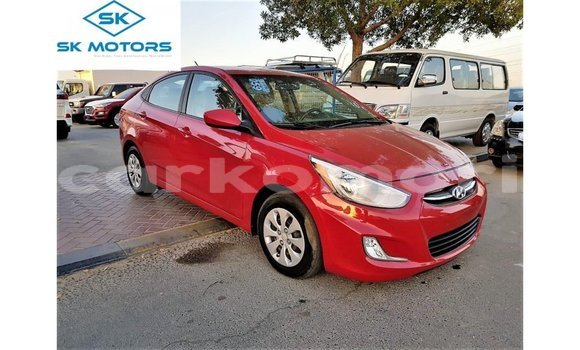 Acheter Import Voiture Hyundai Accent Rouge à Import - Dubai, Grande Comore Acheter Import Voiture Hyundai Accent Rouge à Import - Dubai, Grande Comore