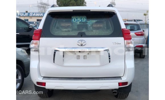 Buy Import Toyota Prado White Car in Import - Dubai in Great Comore Buy Import Toyota Prado White Car in Import - Dubai in Great Comore