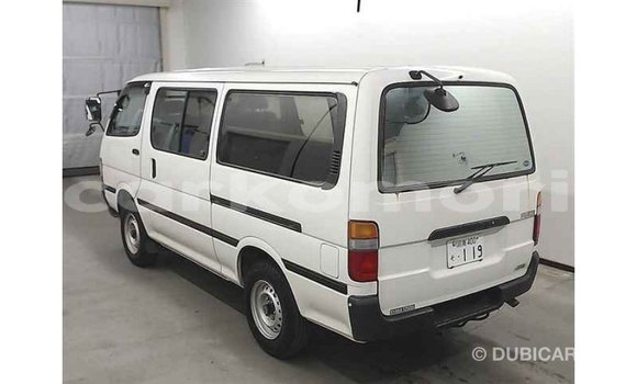 Acheter Import Voiture Toyota Hiace Blanc à Import - Dubai, Grande Comore Acheter Import Voiture Toyota Hiace Blanc à Import - Dubai, Grande Comore