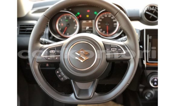 Acheter Import Voiture Suzuki Swift Noir à Import - Dubai, Grande Comore Acheter Import Voiture Suzuki Swift Noir à Import - Dubai, Grande Comore