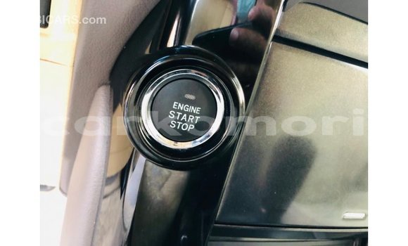 Buy Import Toyota Prado White Car in Import - Dubai in Great Comore Buy Import Toyota Prado White Car in Import - Dubai in Great Comore