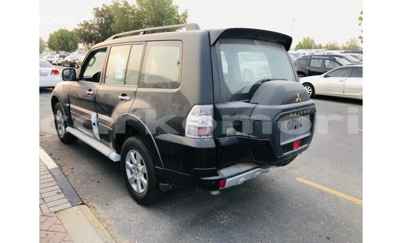 Buy Import Mitsubishi Pajero Black Car in Import - Dubai in Great Comore Buy Import Mitsubishi Pajero Black Car in Import - Dubai in Great Comore
