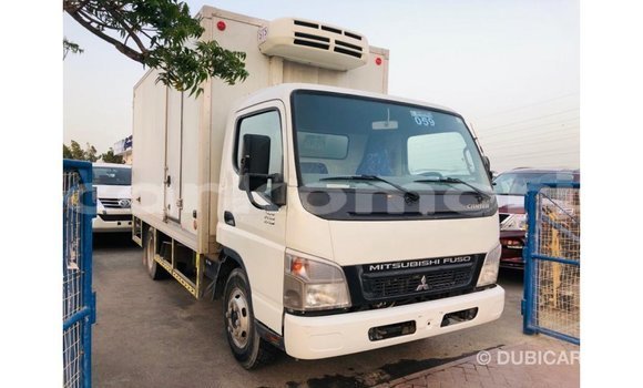 Buy Import Mitsubishi Carisma White Car in Import - Dubai in Great Comore Buy Import Mitsubishi Carisma White Car in Import - Dubai in Great Comore