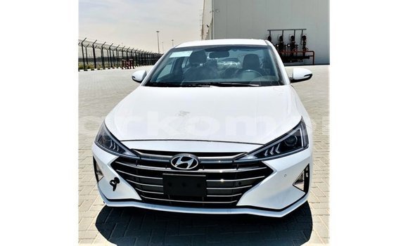 Buy Import Hyundai Elantra White Car in Import - Dubai in Great Comore Buy Import Hyundai Elantra White Car in Import - Dubai in Great Comore