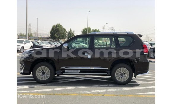 Acheter Import Voiture Toyota Prado Marron à Import - Dubai, Grande Comore Acheter Import Voiture Toyota Prado Marron à Import - Dubai, Grande Comore